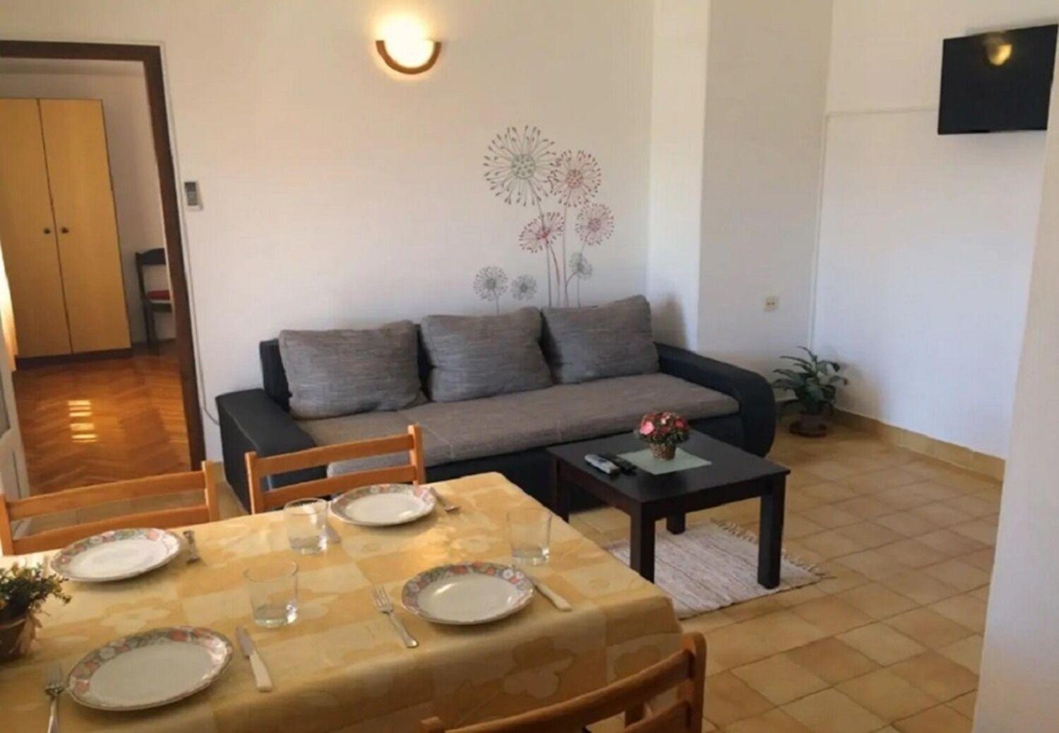 Apartments And Rooms Ognjen - Family Apartments With Free Parking Betina  Exterior foto